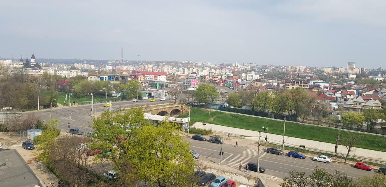 Stone Bridge Studio Iasi Exteriör bild